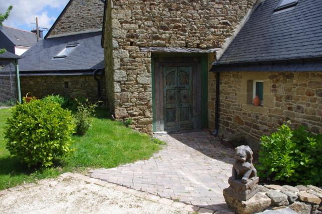 Le Domaine De Saint-Thomin Bed & Breakfast Nostang ภายนอก รูปภาพ